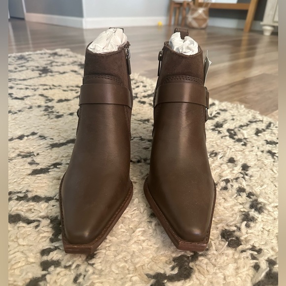 Vince Camuto Nenanie Pointed Toe Bootie brown Size 8 NWT $179 MSRP - Picture 6 of 7